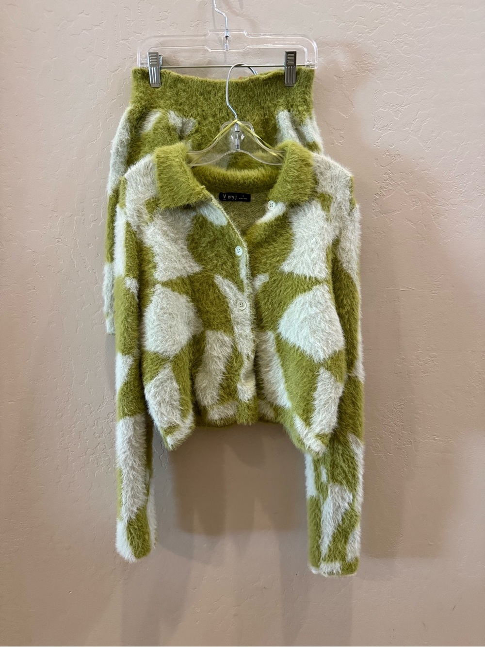 SET Very J Olive & Cream Fuzzy Patterned Button-Up Cardigan Set #P377